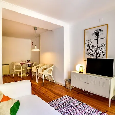 Cozy With Terrace In Bairro Alto Διαμέρισμα