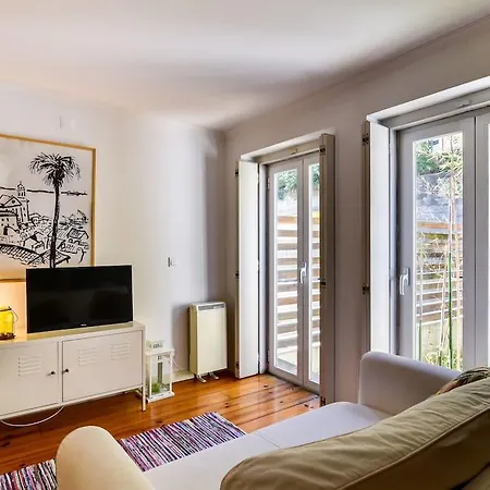 Cozy With Terrace In Bairro Alto * Lisboa